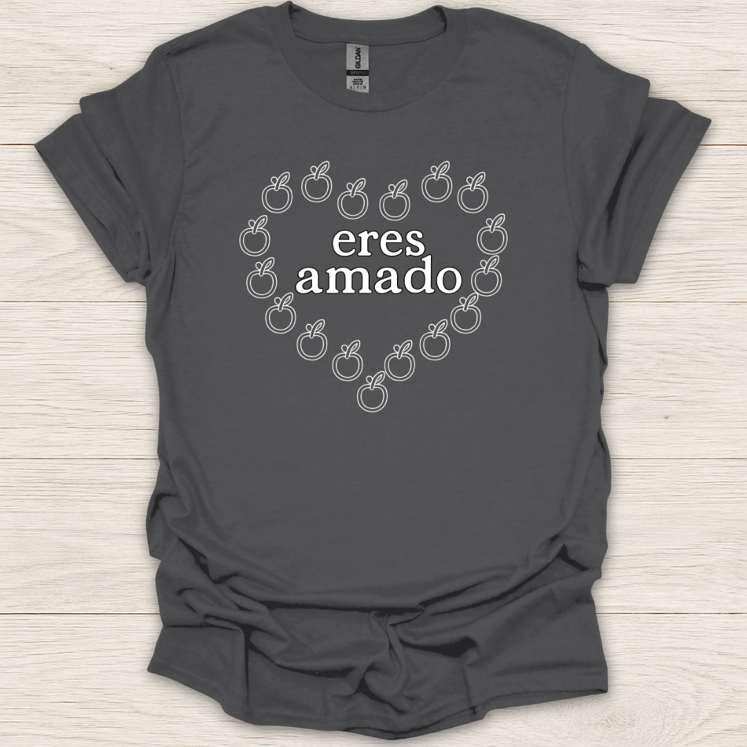 Eres Amado Apple Heart Stencil T-Shirt