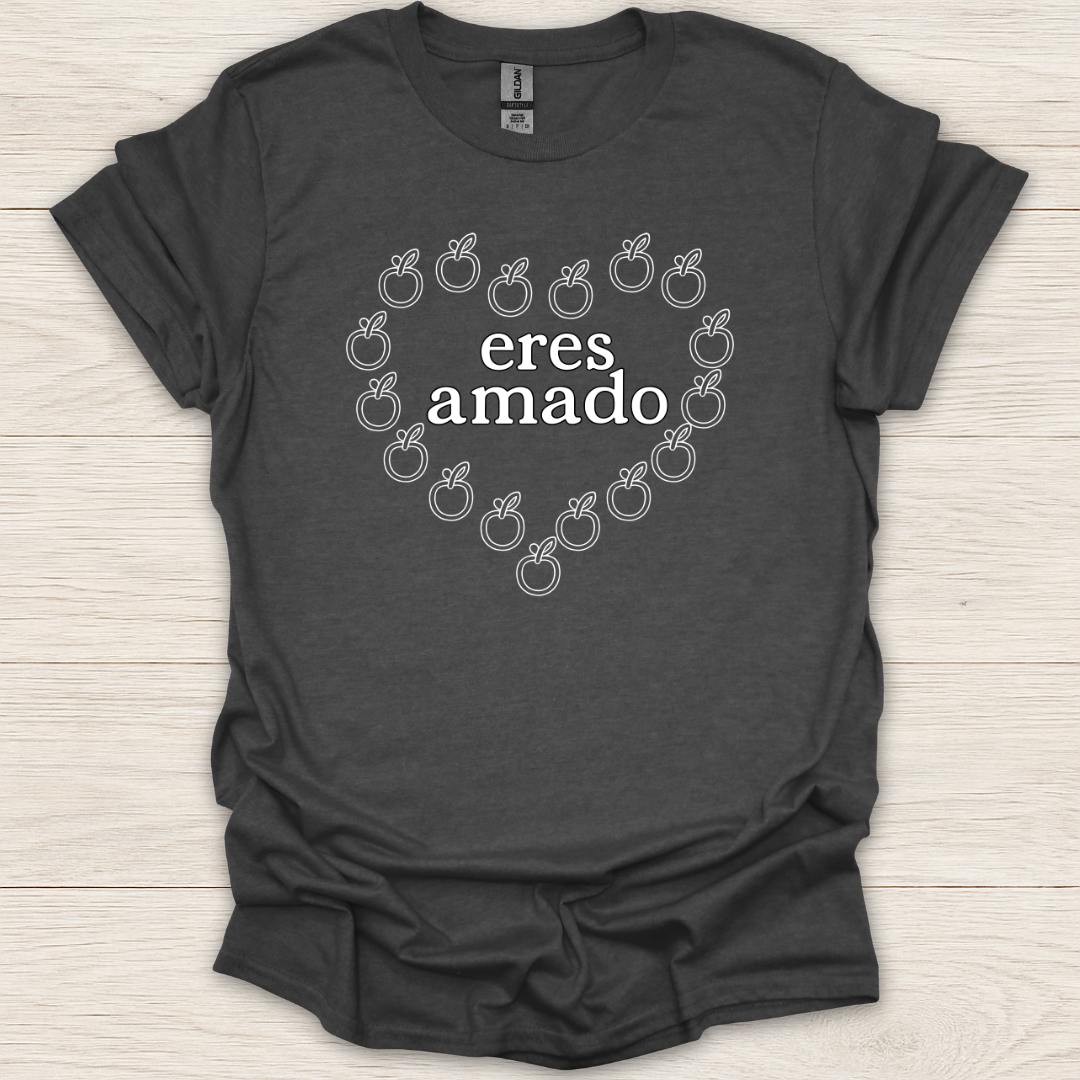 Eres Amado Apple Heart Stencil T-Shirt
