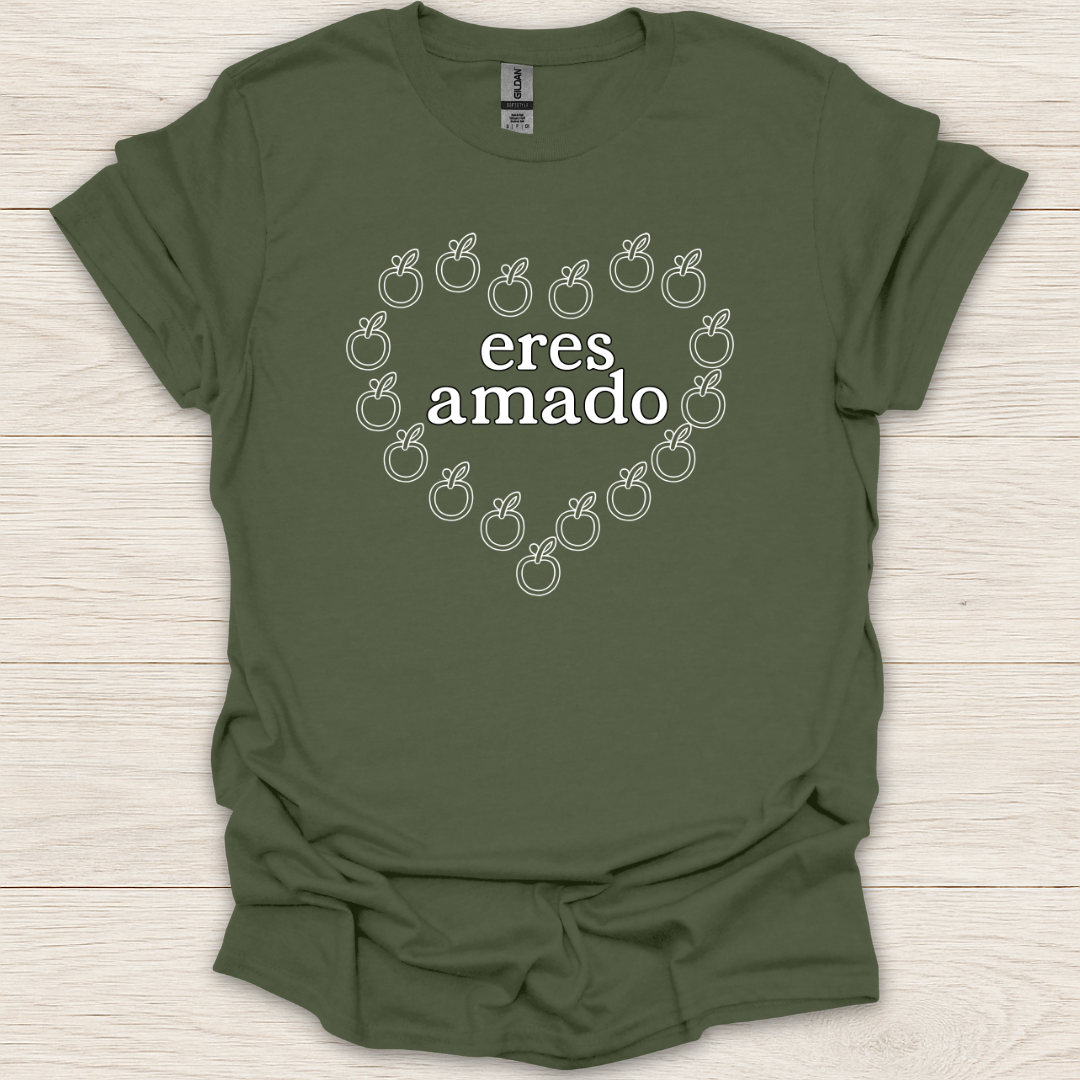Eres Amado Apple Heart Stencil T-Shirt